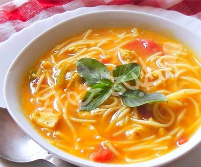 وصفة شوربة الشعيرية بالدجاج من مطبخ حواء