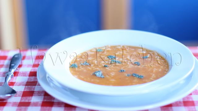 وصفة شوربة تركية شوربة الارز بالطماطم من مطبخ حواء