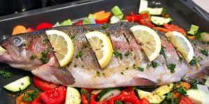 صينية سمك في الفرن